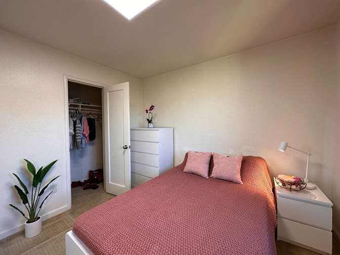 Derby Apartments's room