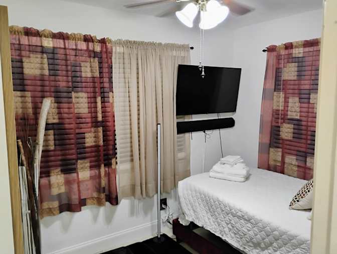 Chauncy Holliday's room