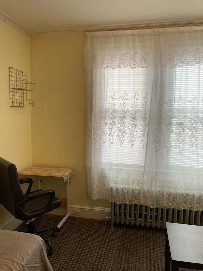 College Park Bed and Bath's's room