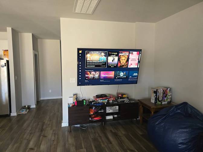 Luke's room