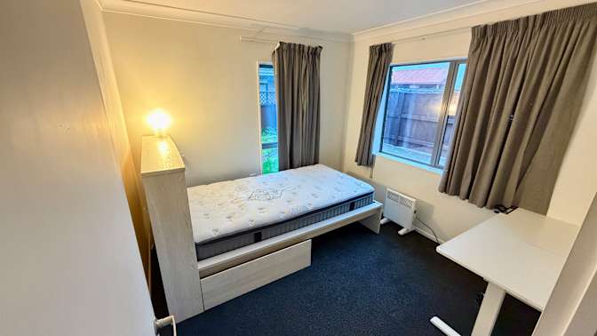 Albin's room