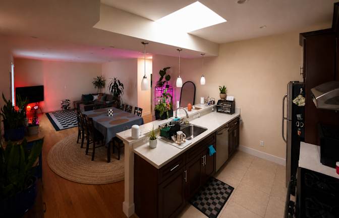 Tsehay Senghor's room