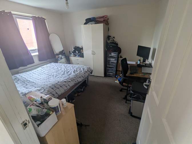 Alex Obiorah's room