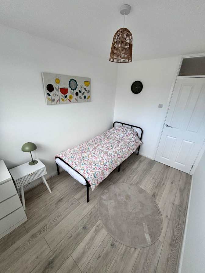 Sabrecore Holdings Ltd's room