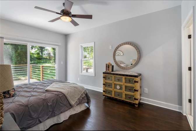 Alcove Rooms's room