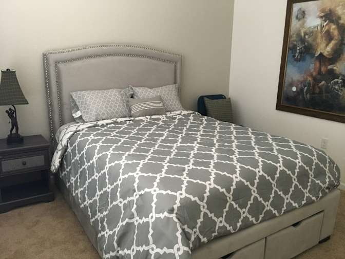 Cecilia's room