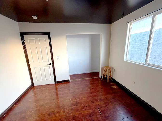Teri's room