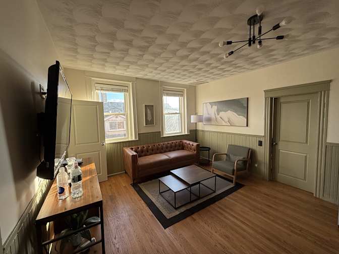 Bassem S.'s room