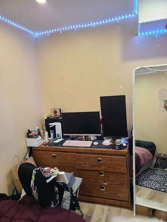 yogesh shekhawat's room