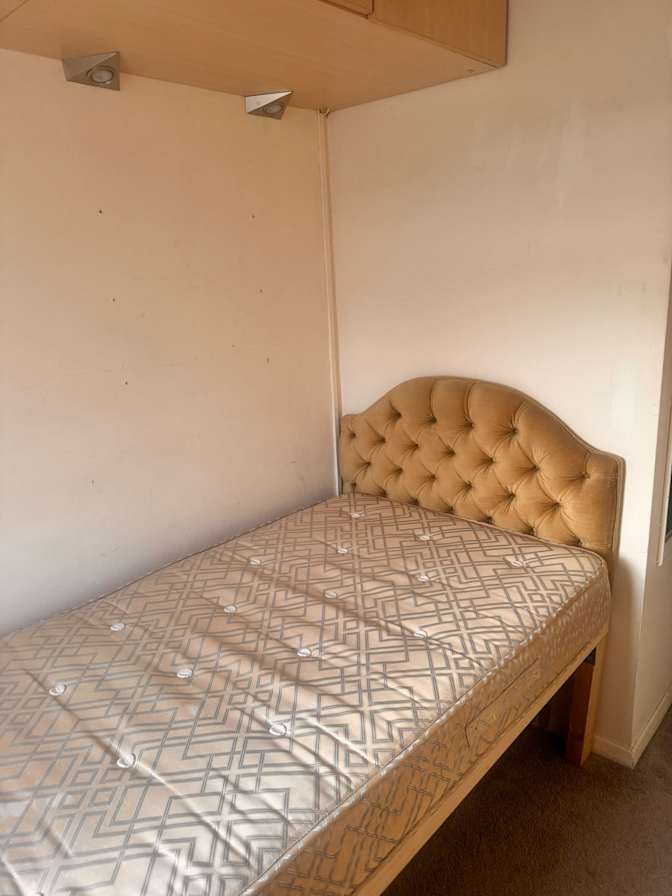 Amila Shanaka's room