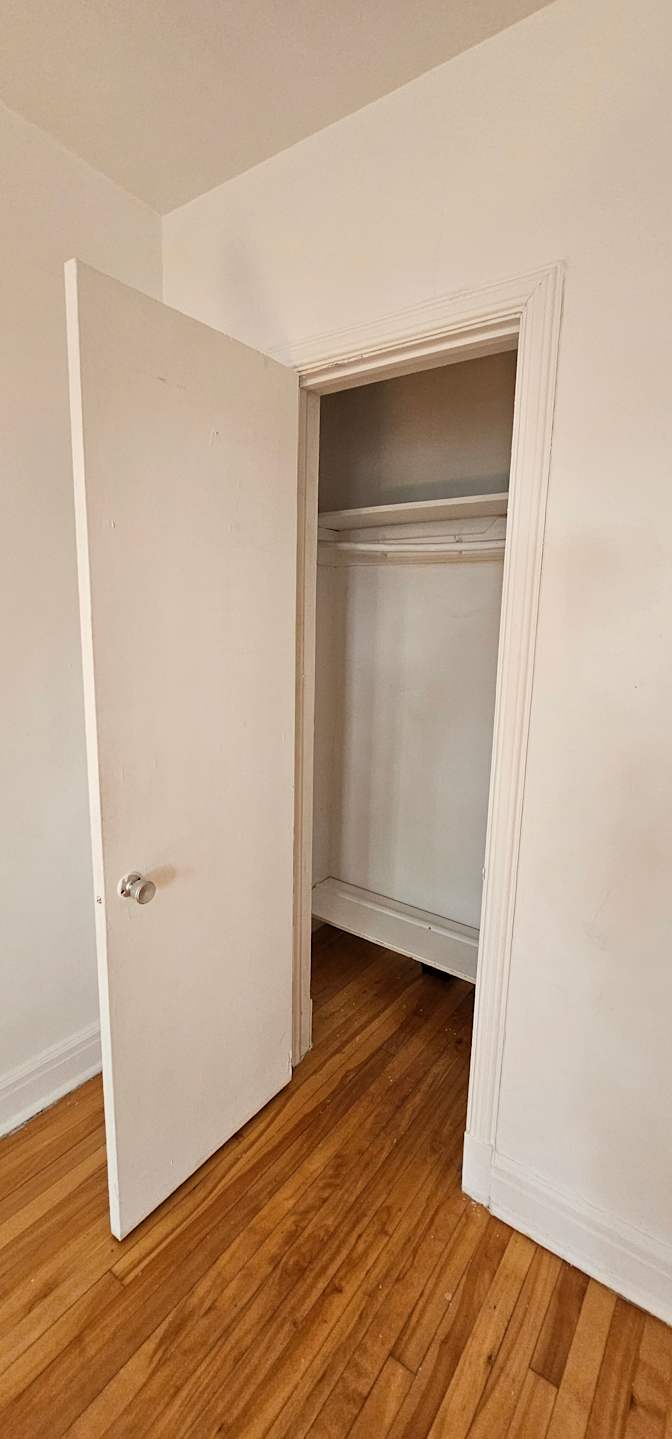 Johan Small's room