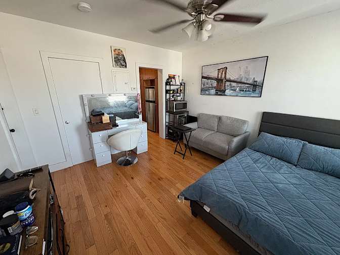 Mandy's room