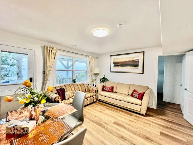 Xiaoye ( Zoe)'s room