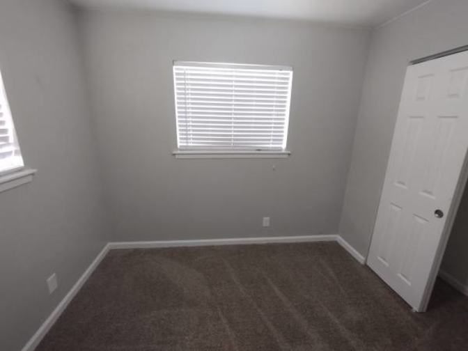 Topher Lakatos's room