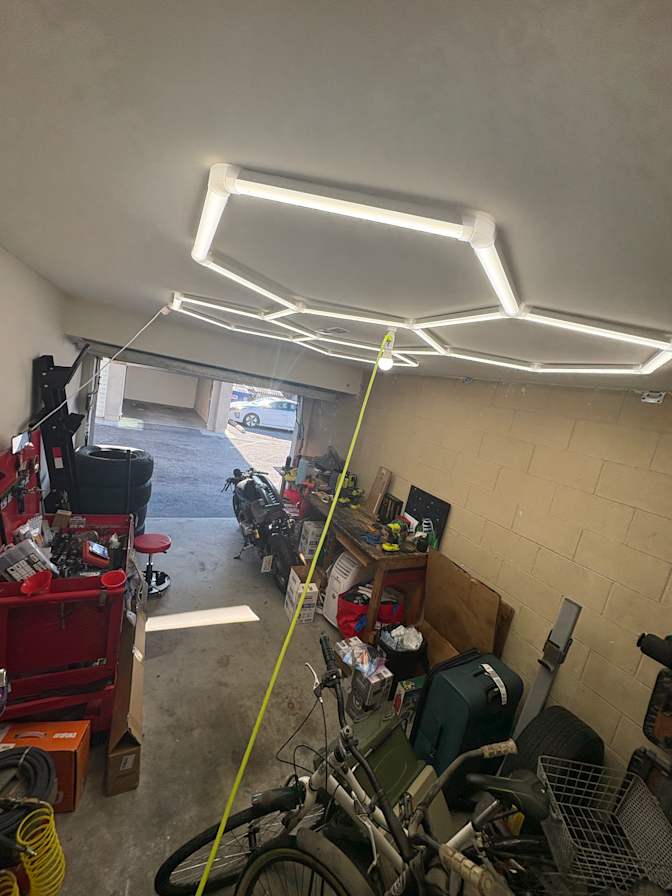 Alex Gonzalez's room