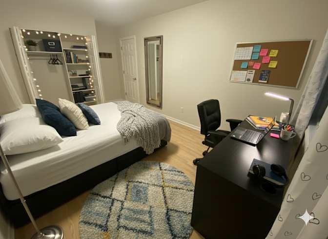 Kelly's room