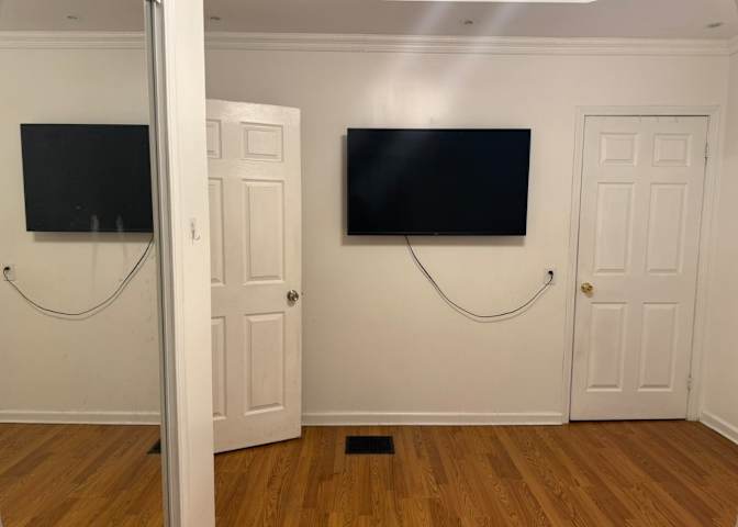 Sara's room