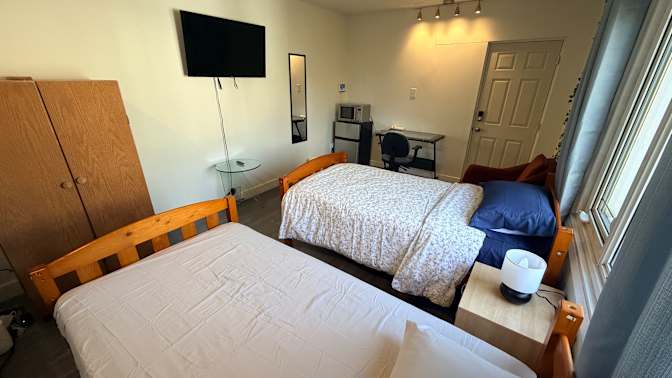 Sami's room