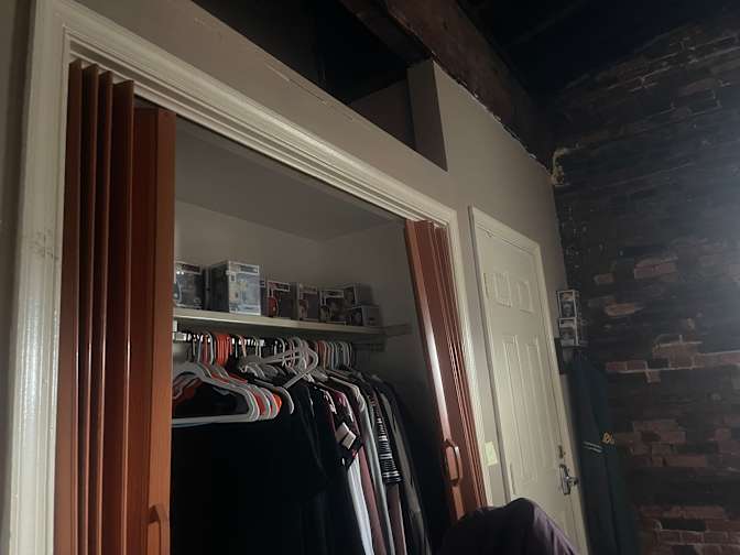 Gen's room