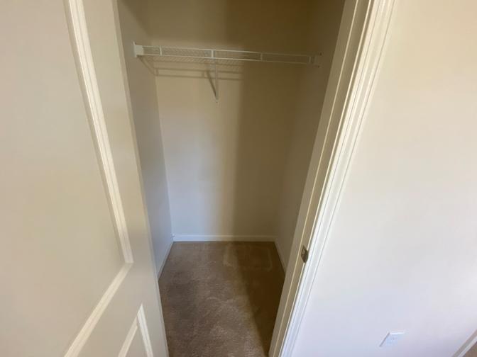 Alcove Rooms's room
