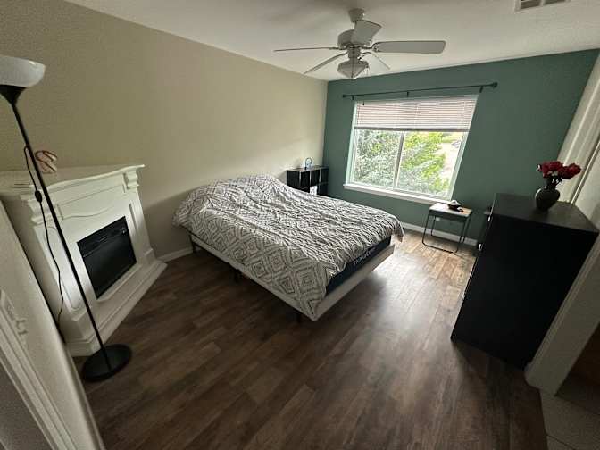 Fernando's room