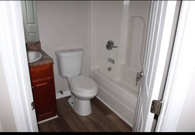 Alcove Rooms's room