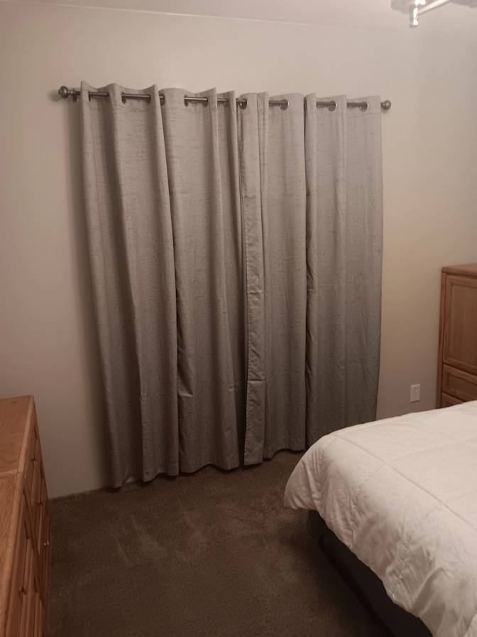 Gordon's room