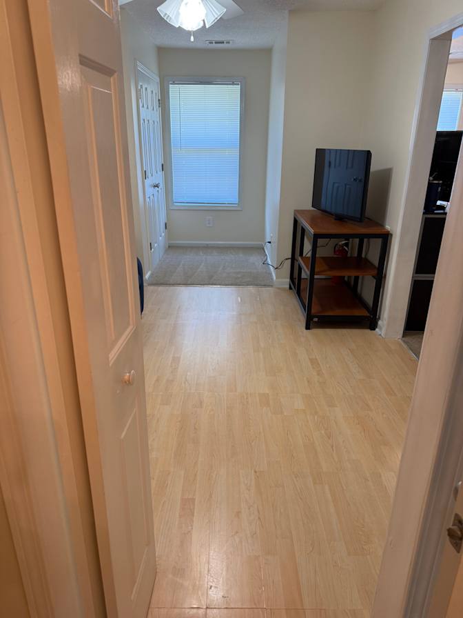 Modern Jalsvc's room