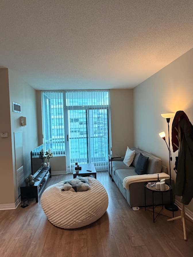 Felipe Mescia Ferrari's room