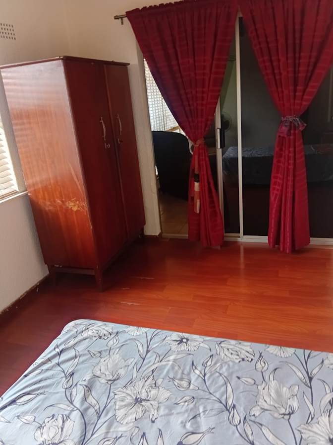 Beverley Carew's room