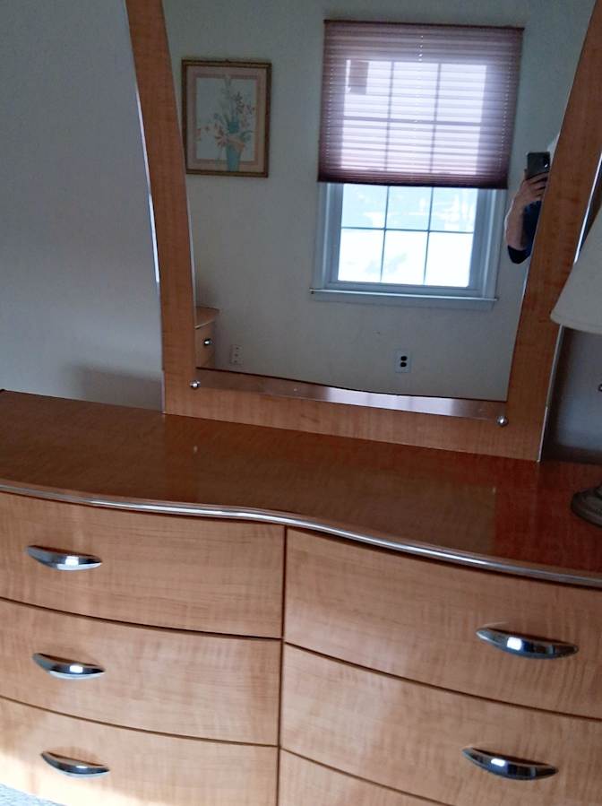 Lorraine Cramutola's room