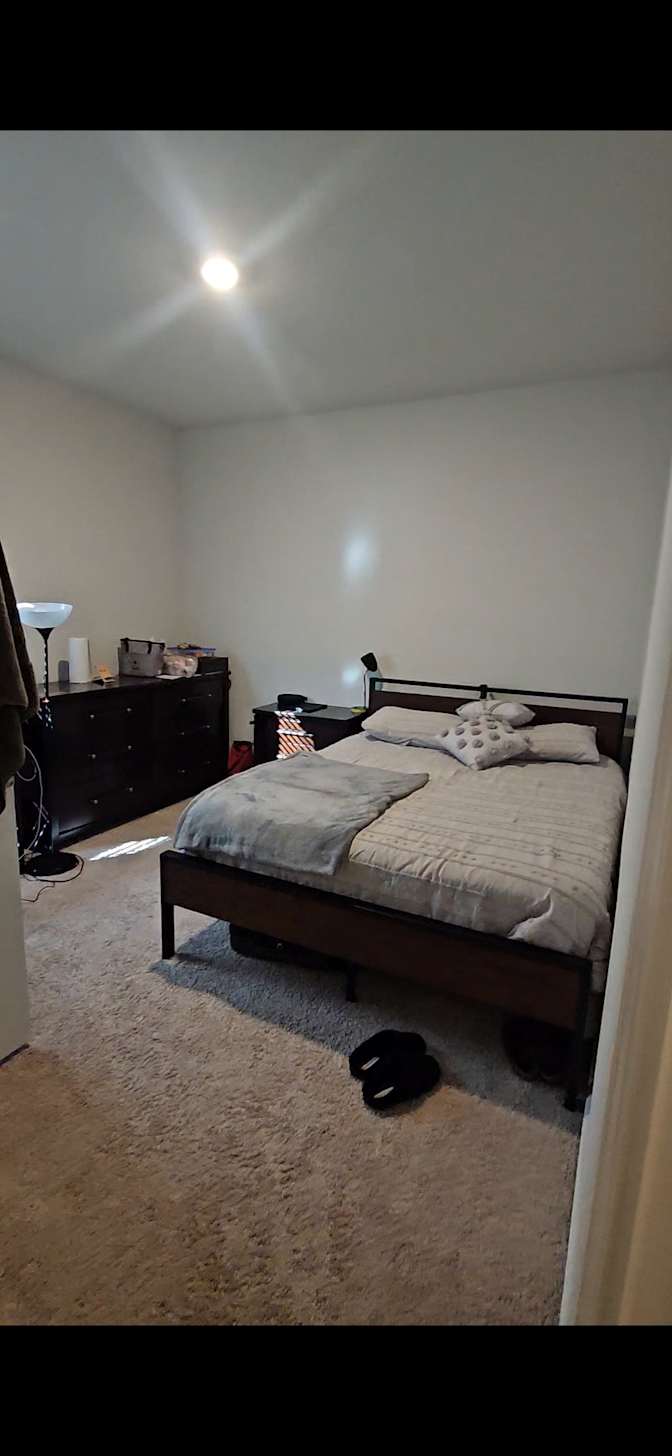 Nuram's room