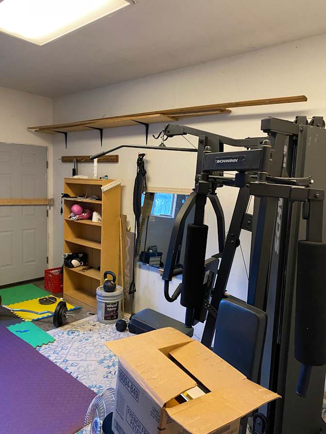 BOBBIE's room