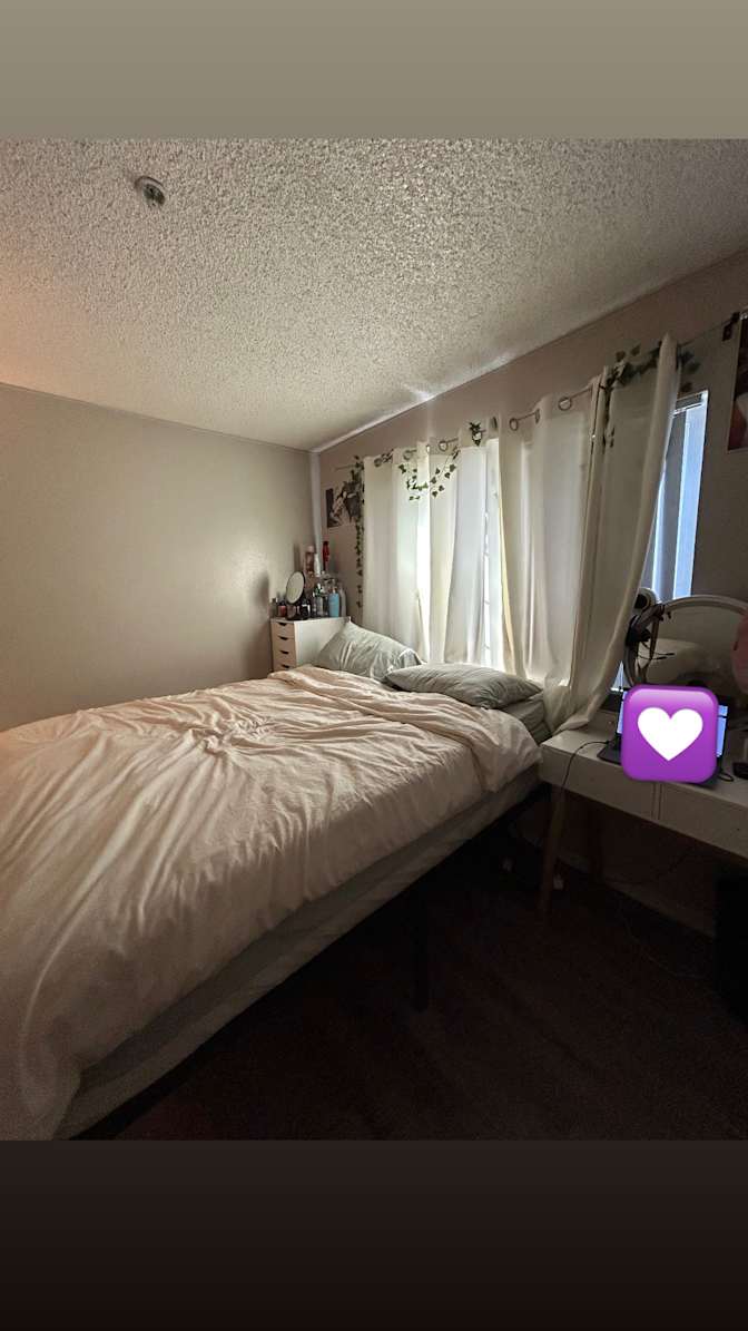 Kai Mel's room