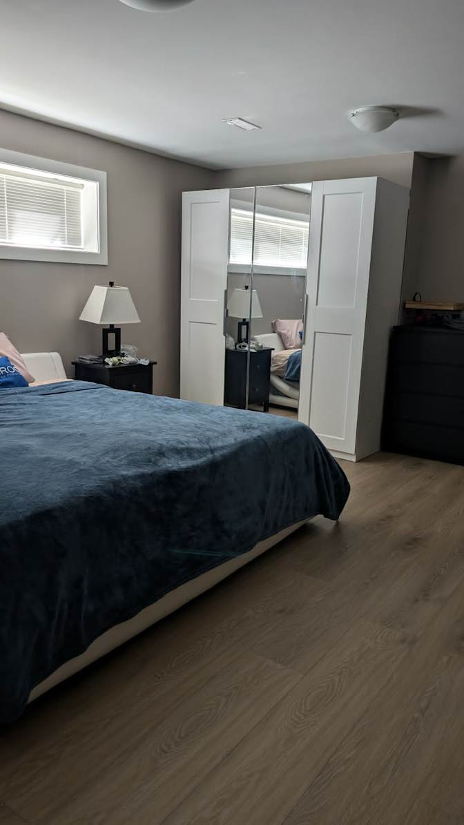 Tanner R Thiessen's room