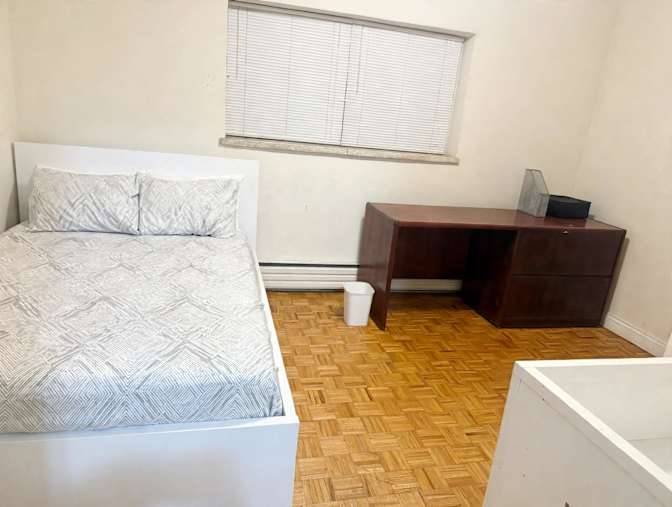 Faiza Ahmed's room