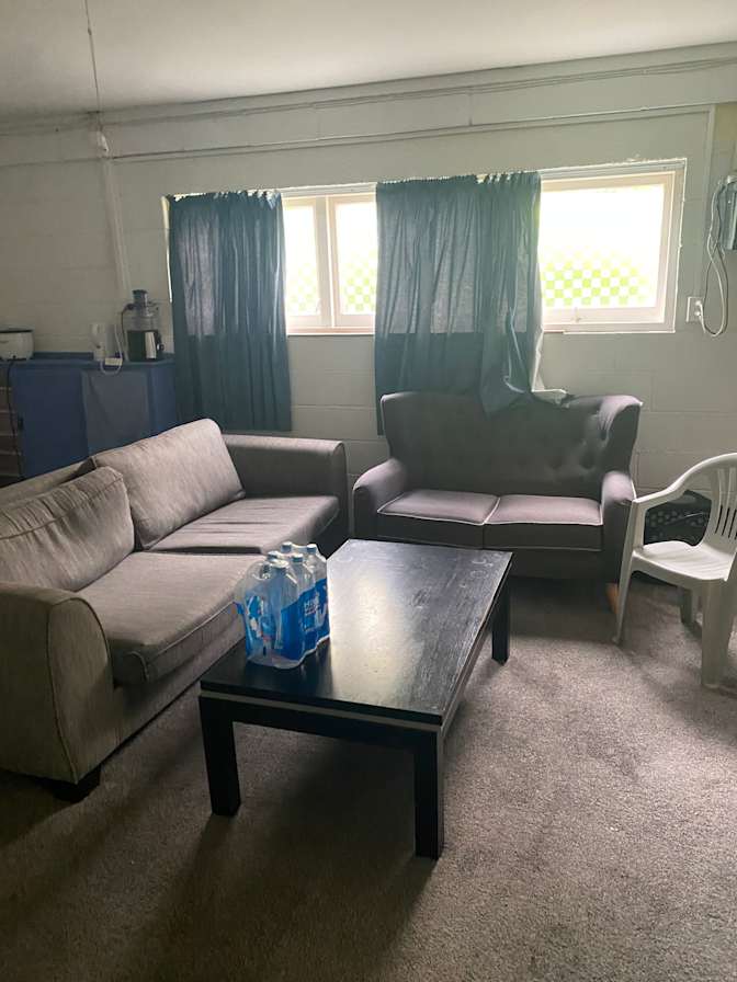 Lee's room