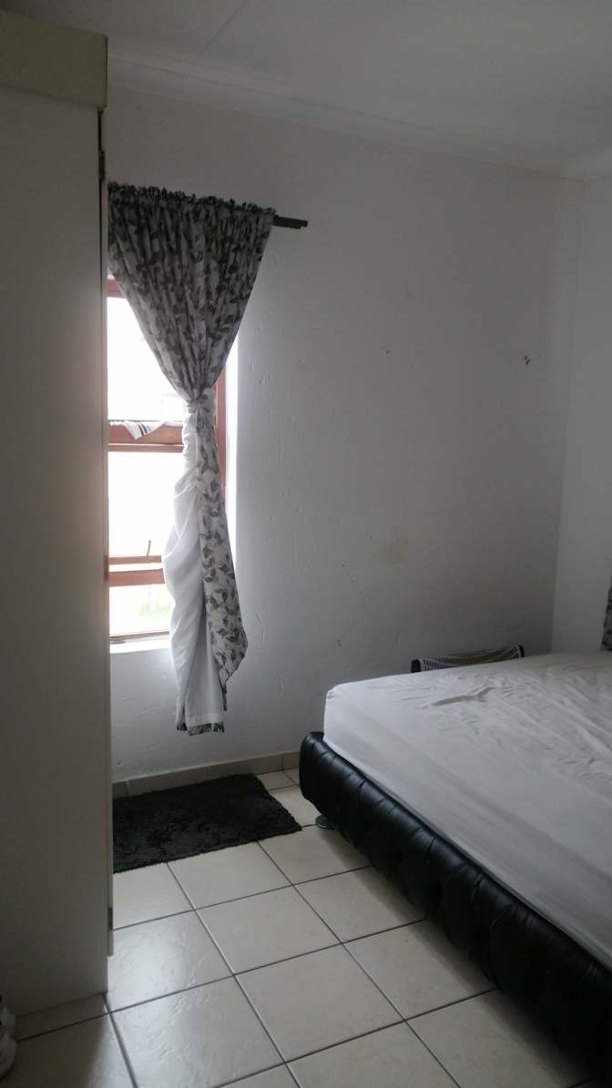 Karik's room