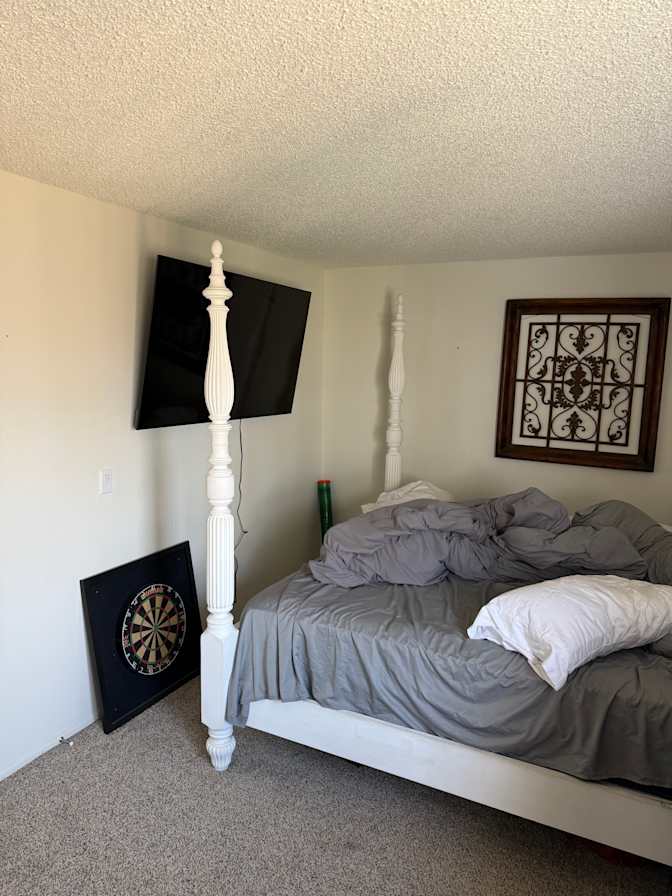Jordan C.'s room