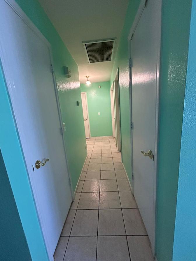 Ricardo's room