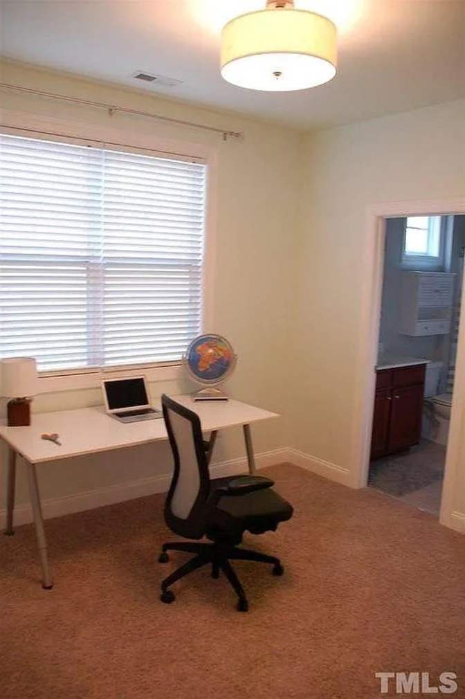 Alcove Rooms's room