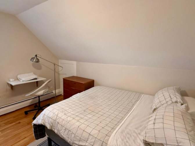 PadSplit's room