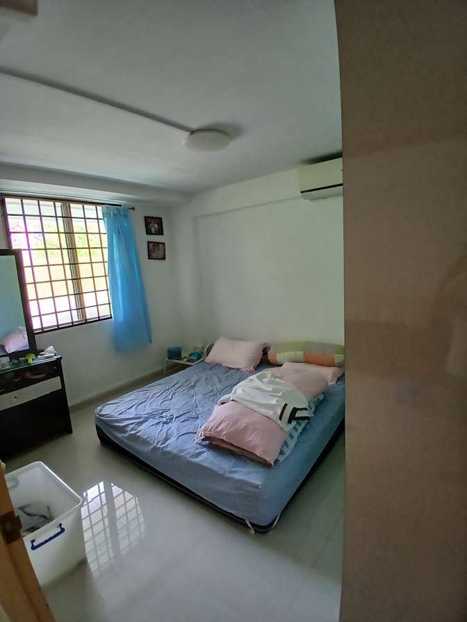 Cheng's room