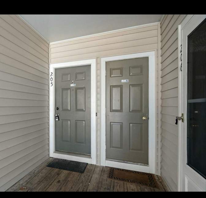 Alcove Rooms's room