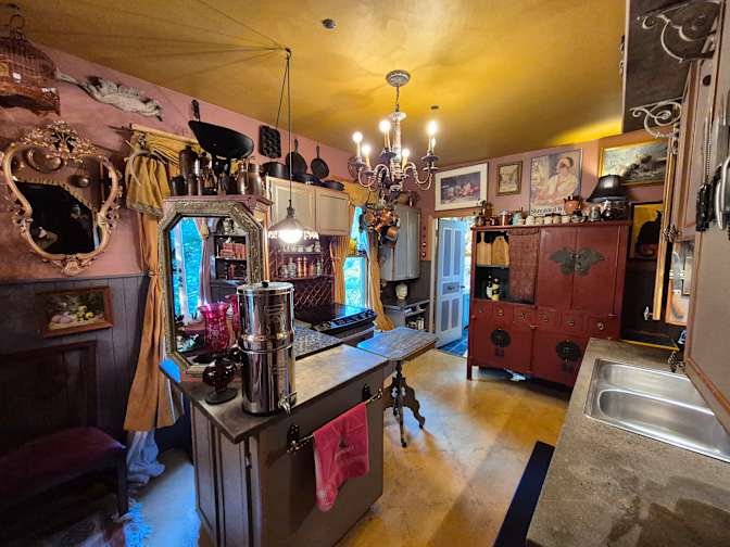 Hartley's room