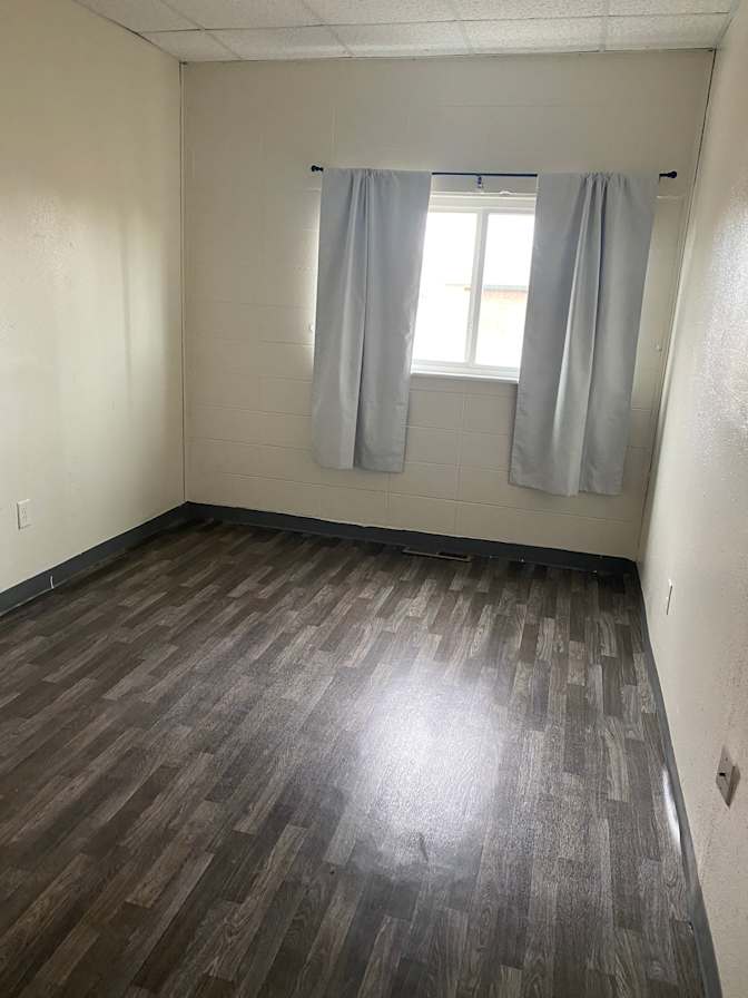 Linda's room