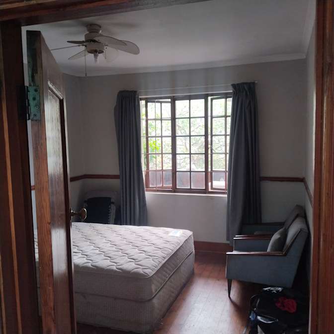 Max's room