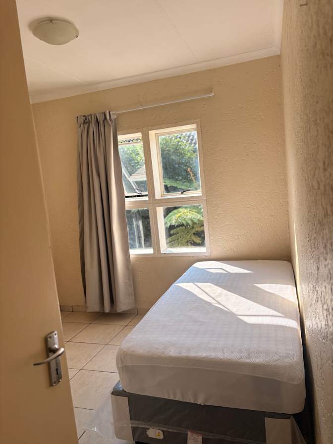 Belinda N's room