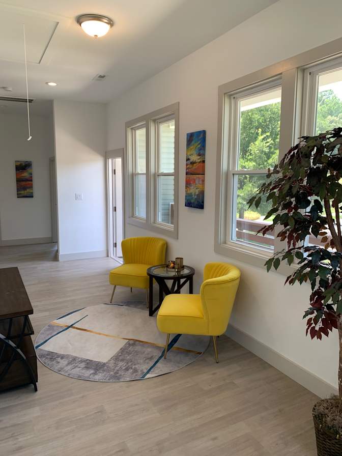 Alcove Rooms's room