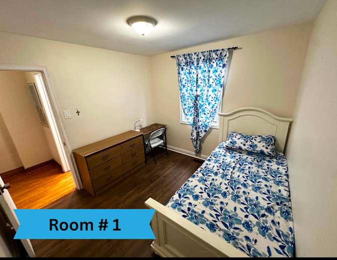 Ronnie's room